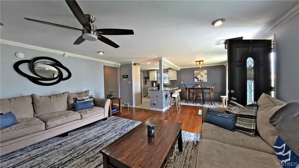 $329,900 | 666 Evergreen Drive, Tonawanda, NY 14150
