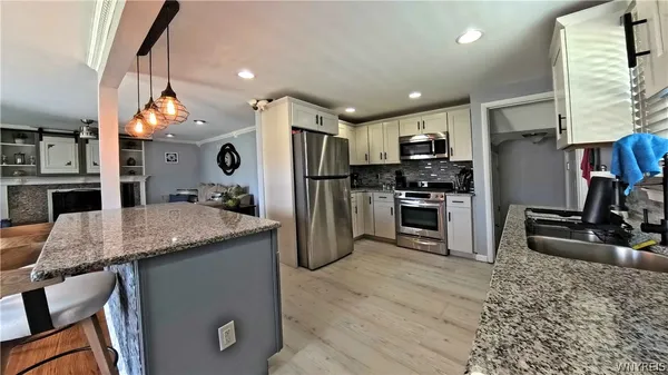 $329,900 | 666 Evergreen Drive, Tonawanda, NY 14150