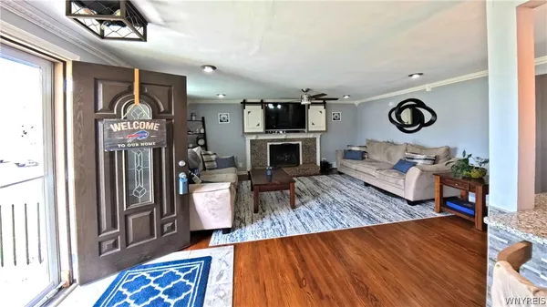 $329,900 | 666 Evergreen Drive, Tonawanda, NY 14150