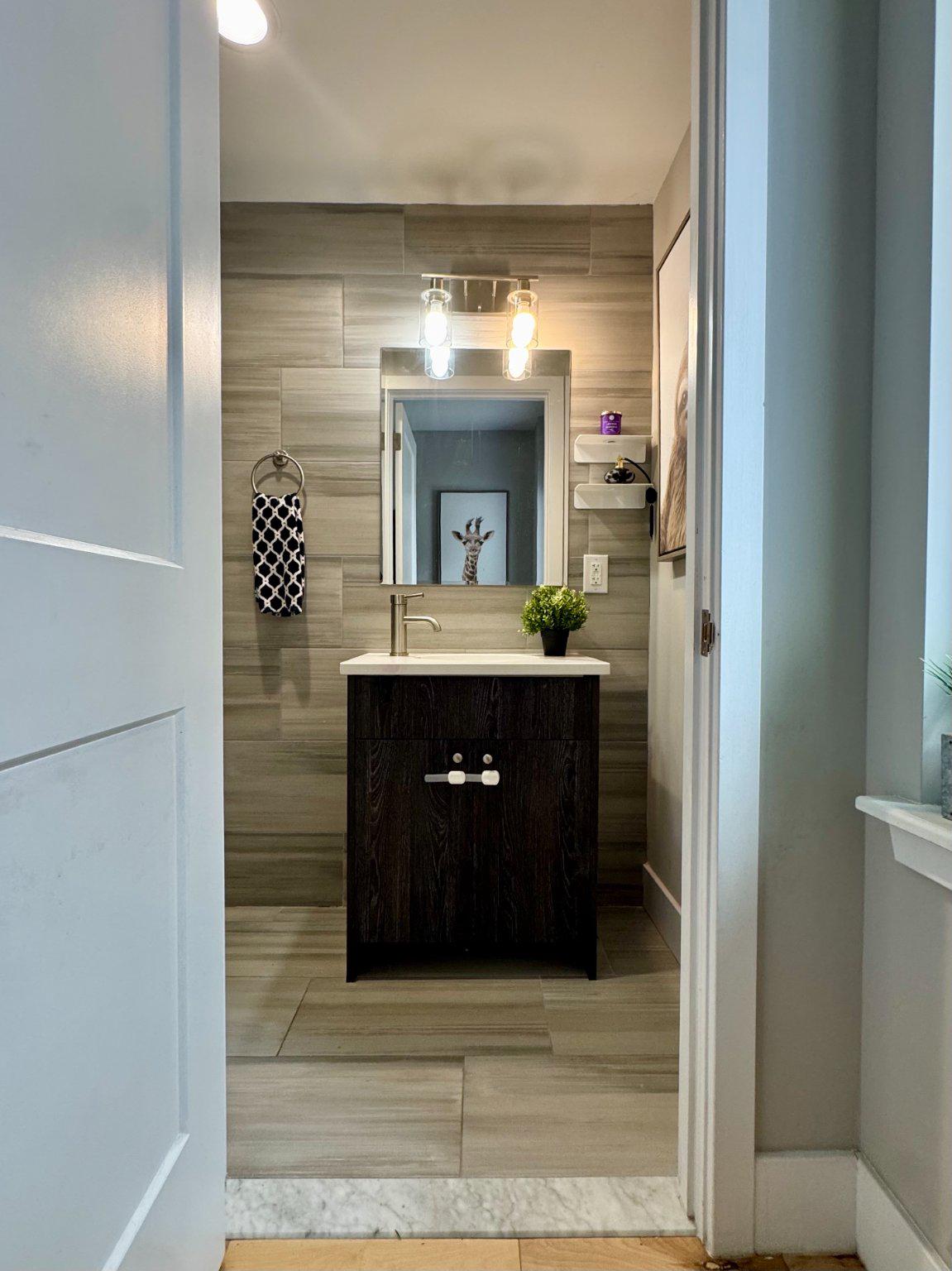 1217 LeCount Street Philadelphia, PA 19121 - Photo 12 of 29 Modern bathroom with tile to ceiling