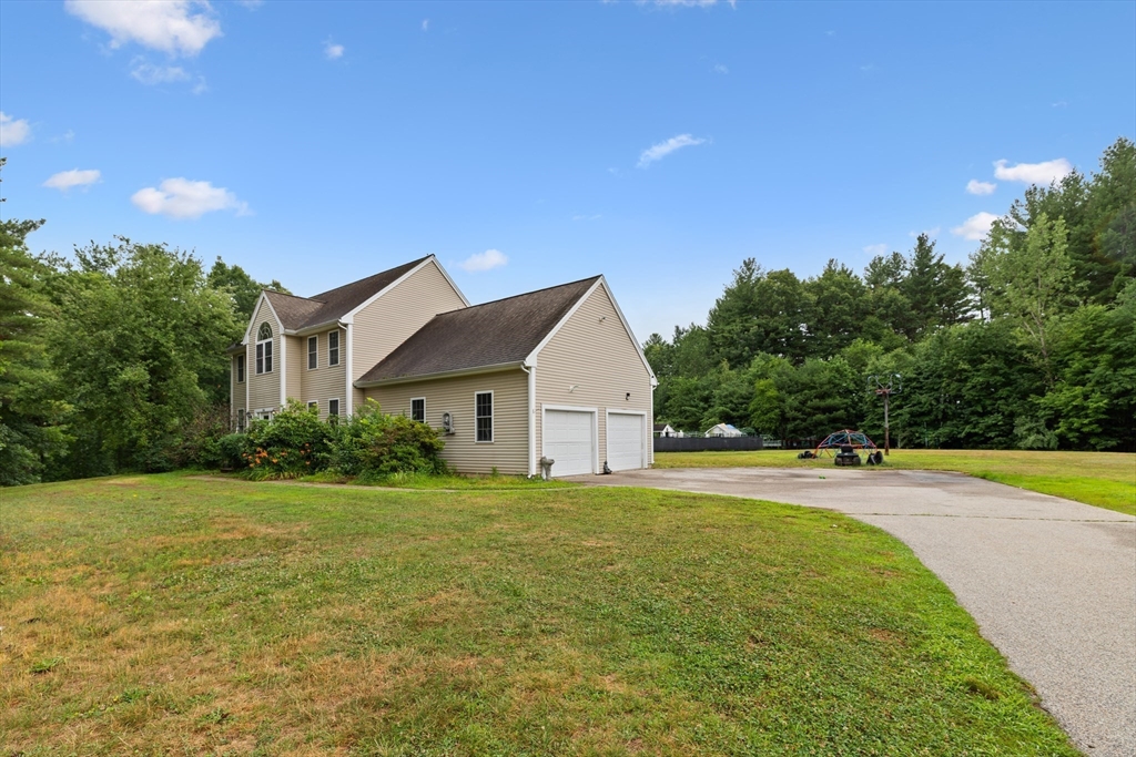566 Mendon Road Sutton, MA 01590 - Photo 39 of 40