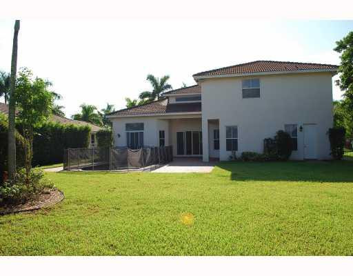 830 Regal Cove Road Fort Lauderdale, FL 33327 - Photo 7 of 8 Exterior Front