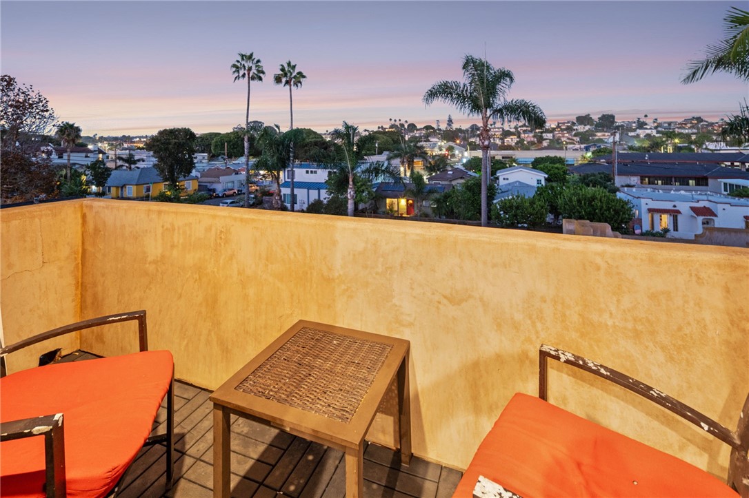 720 3rd Street Encinitas, CA 92024 - Photo 26 of 33 Gallery Image 26