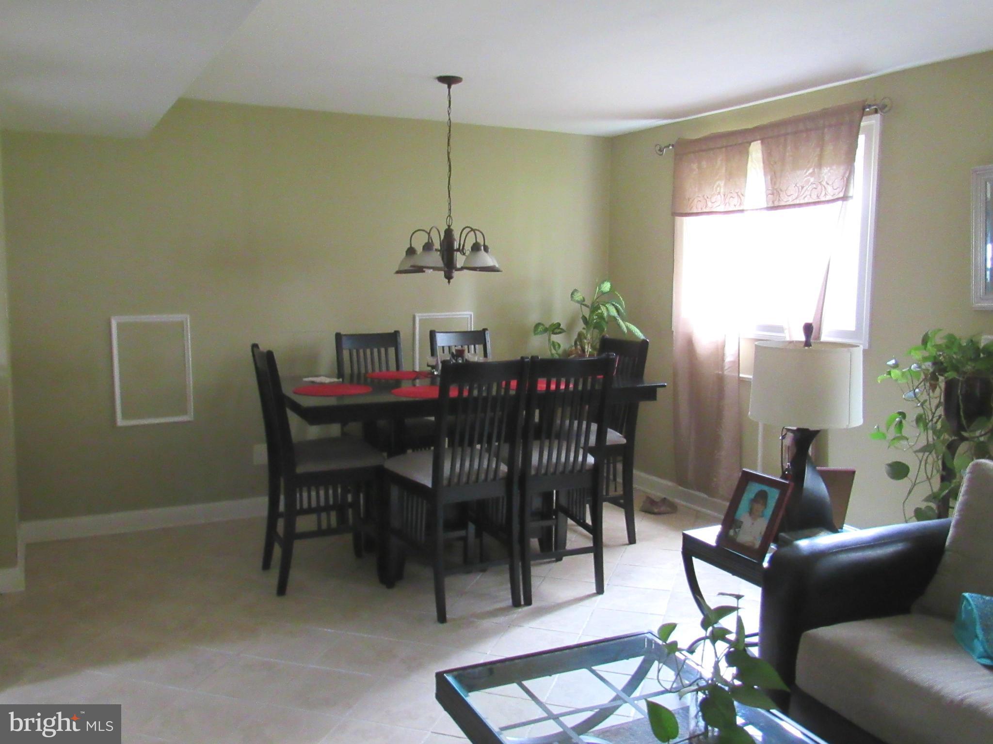 11833 Charles Road Silver Spring, MD 20906 - Photo 15 of 26 Interior (General)