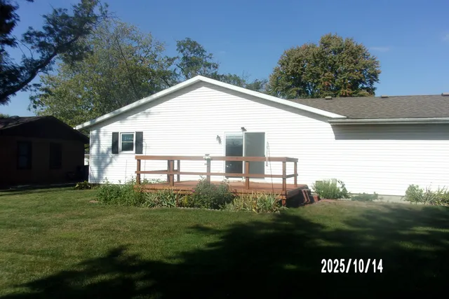 $157,900 | 707 East Ash Street, Watseka, IL 60970