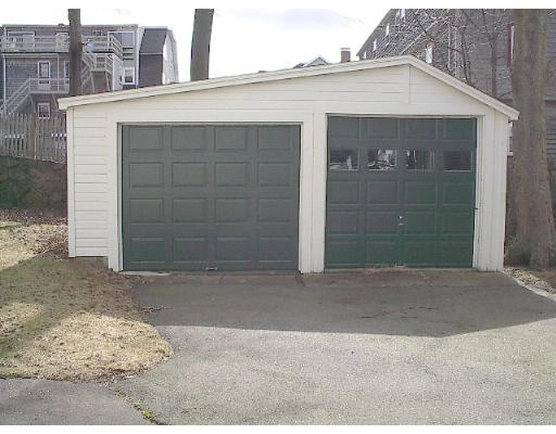 125 Elmwood Road Swampscott, MA 01907 - Photo 3 of 4 Gallery Image 3