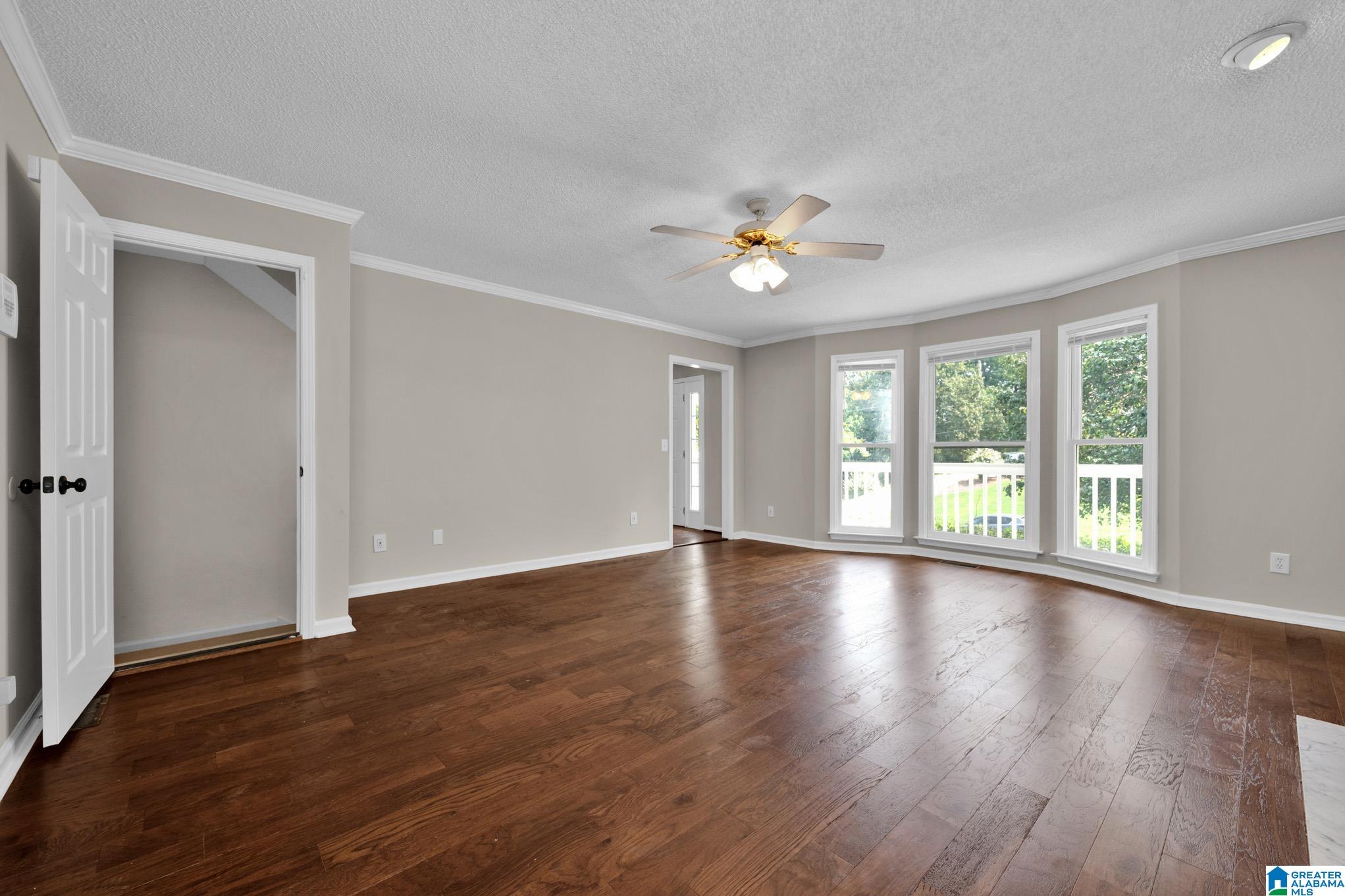 417 Poplar Ridge Drive Alabaster, AL 35007 - Photo 9 of 39
