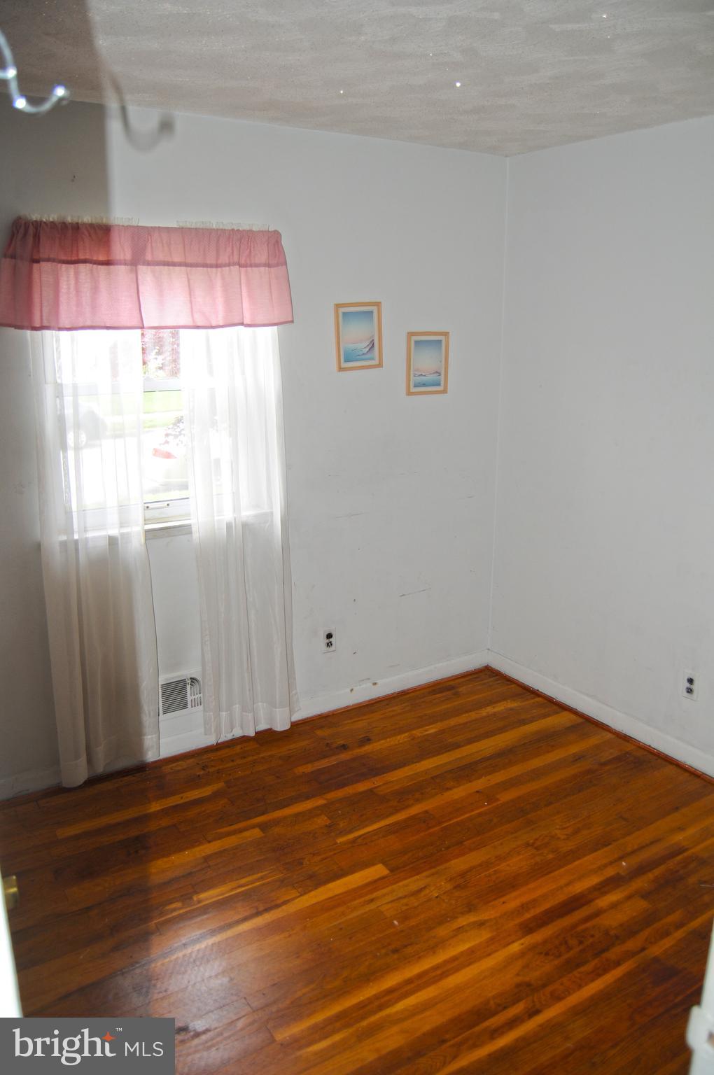 523 Crisfield Road Baltimore, MD 21220 - Photo 14 of 15