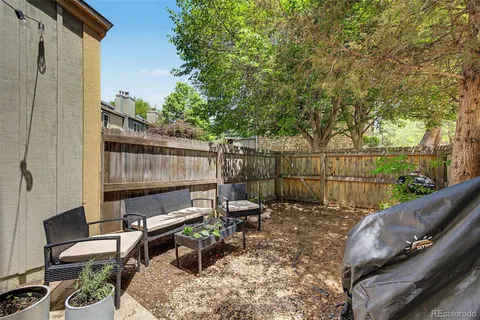 $320,000 | 8198 South Columbine Court, Centennial, CO 80122