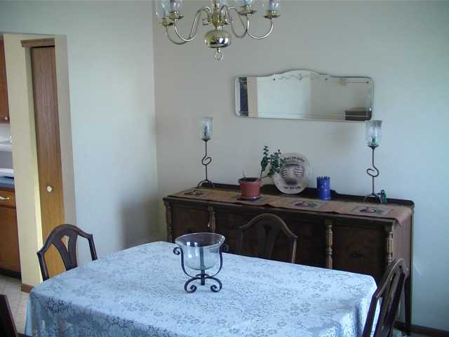 2945 Remington Ridge Road Columbus, OH 43232 - Photo 5 of 15 Gallery Image 5