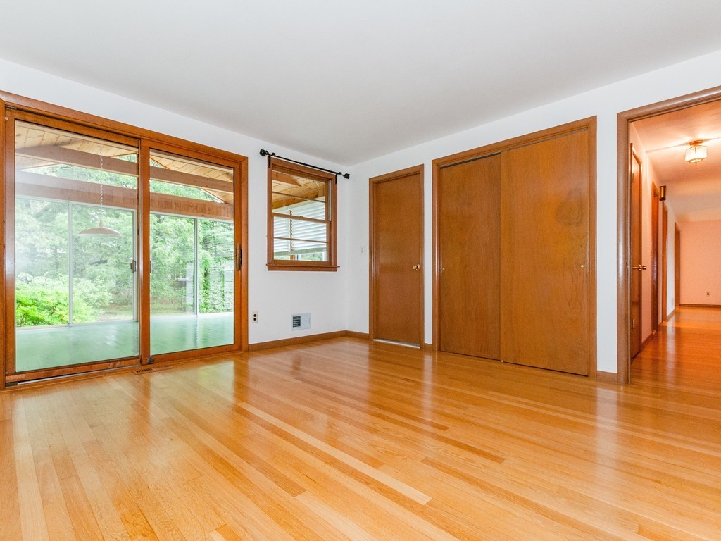 45 Briarwood Road Framingham, MA 01701 - Photo 11 of 29 Gallery Image 11
