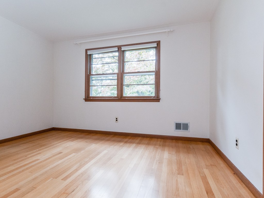 45 Briarwood Road Framingham, MA 01701 - Photo 14 of 29 Gallery Image 14