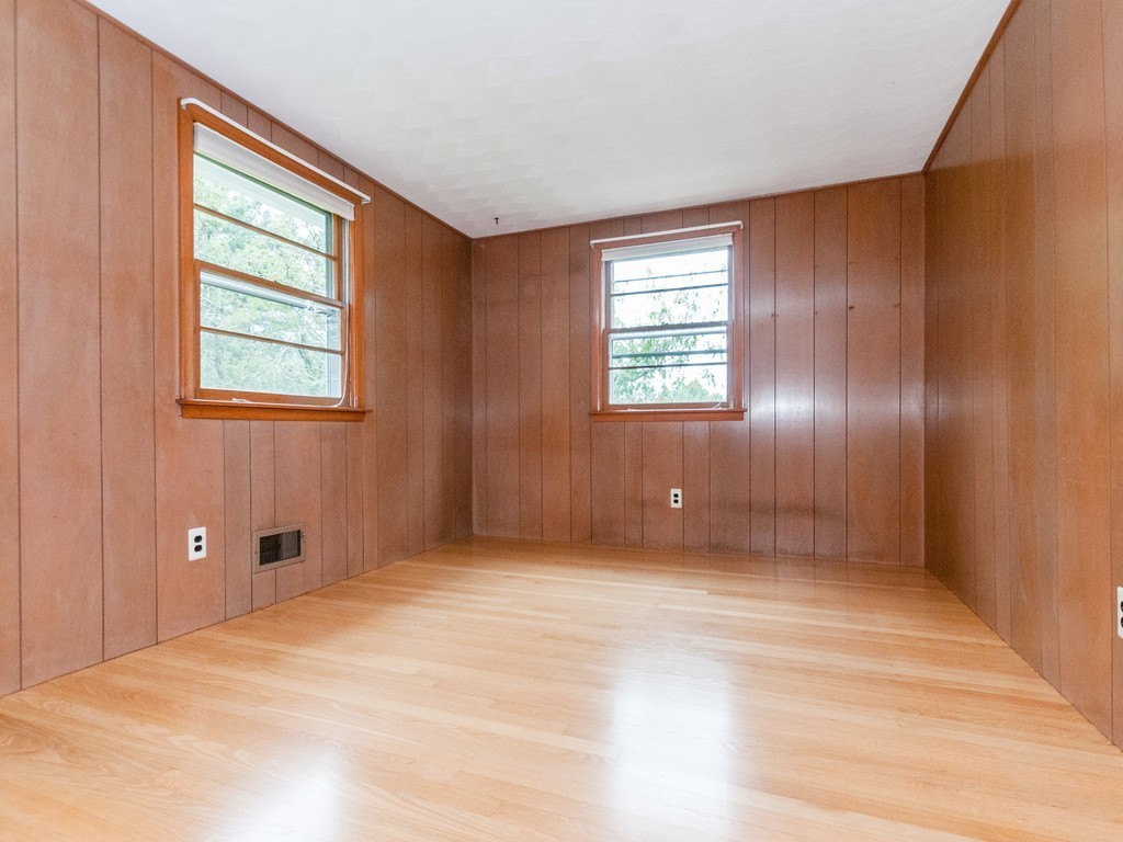 45 Briarwood Road Framingham, MA 01701 - Photo 18 of 29 Gallery Image 18