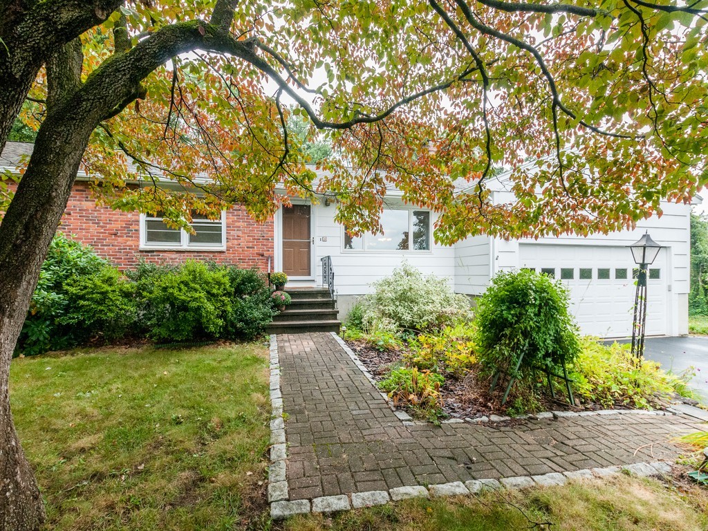 45 Briarwood Road Framingham, MA 01701 - Photo 25 of 29 Gallery Image 25
