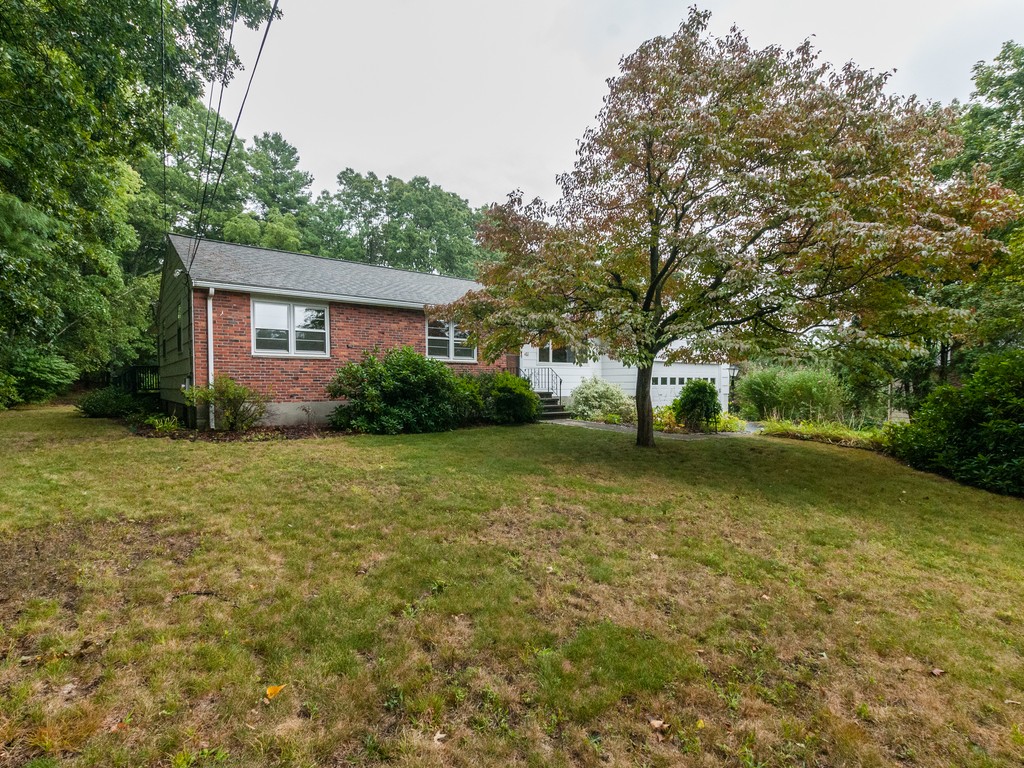 45 Briarwood Road Framingham, MA 01701 - Photo 26 of 29 Gallery Image 26