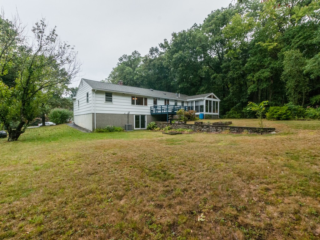 45 Briarwood Road Framingham, MA 01701 - Photo 28 of 29 Gallery Image 28