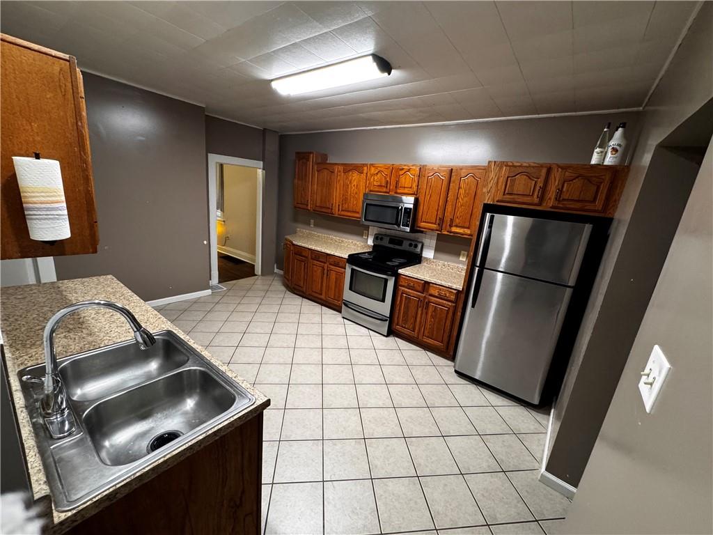 509 Center Street Rochester, PA 15074 - Photo 11 of 26 Gallery Image 11