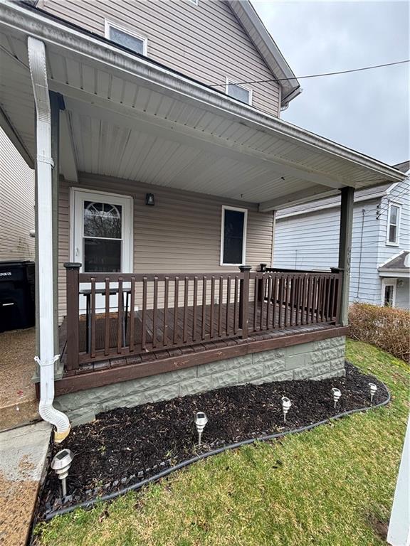 509 Center Street Rochester, PA 15074 - Photo 4 of 26 Gallery Image 4