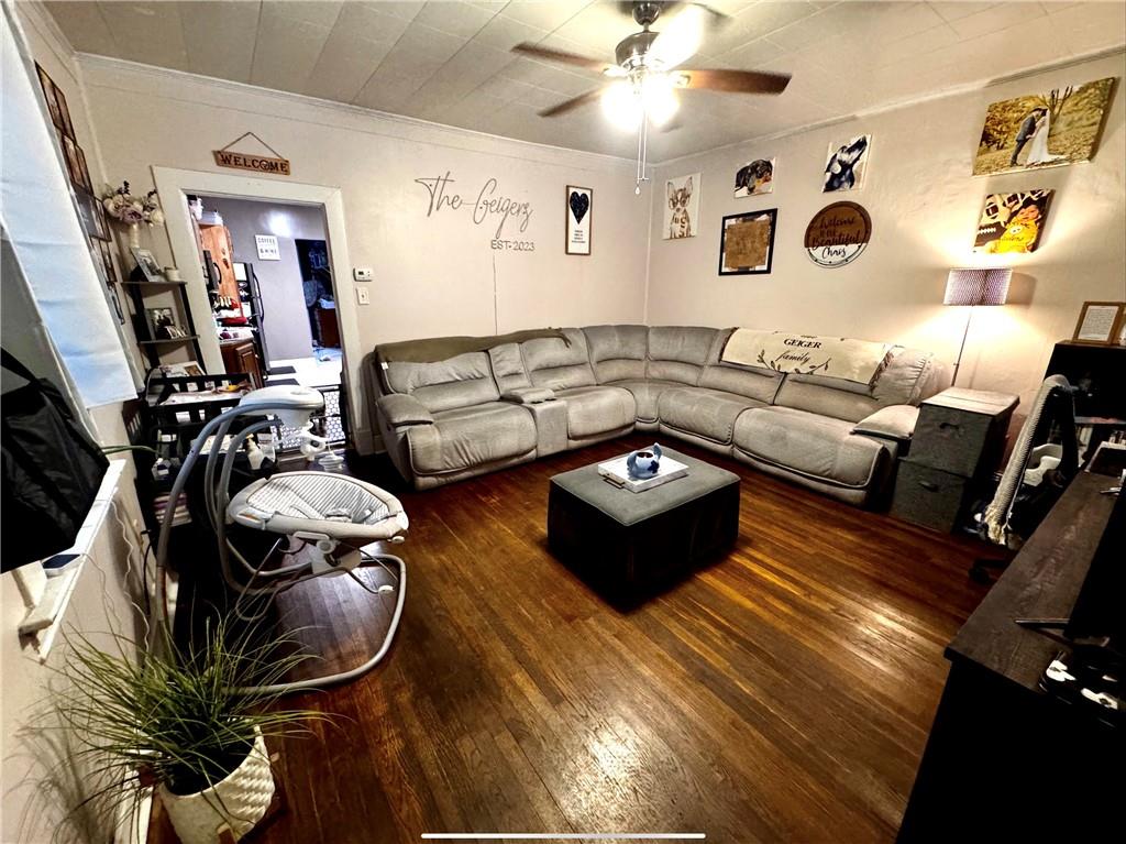 509 Center Street Rochester, PA 15074 - Photo 8 of 26 Gallery Image 8
