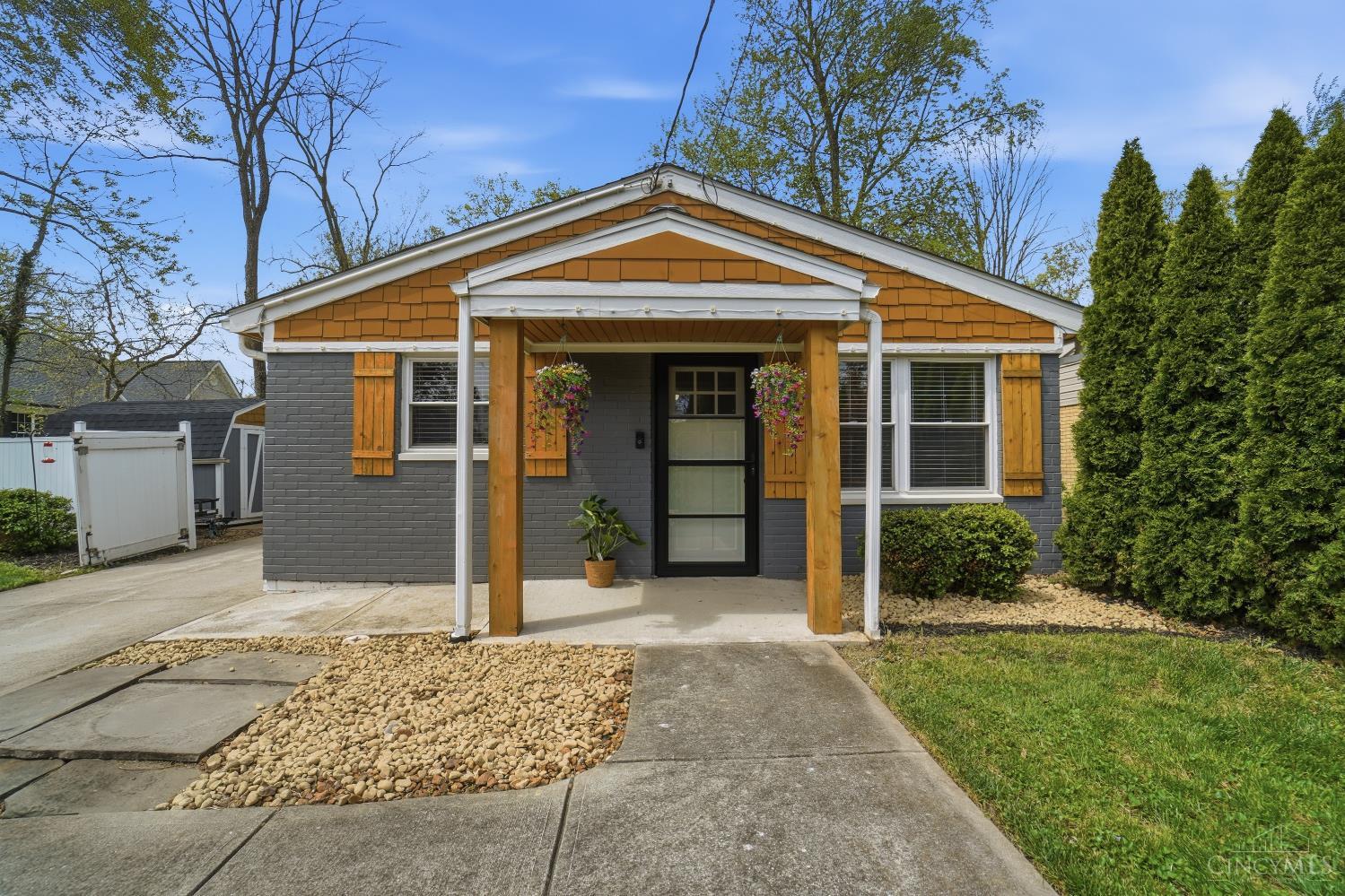 8407 Pine Road Cincinnati, OH 45236 - Photo 1 of 27