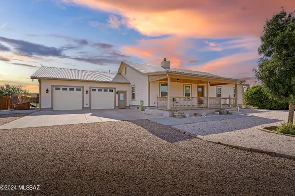 $725,000 | 1685 North Silver Spur Lane, Benson, AZ 85602