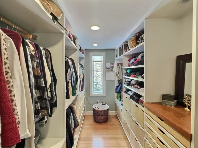 $1,150,000 | 14 Fox Run Drive, Wilmot, NH 03287