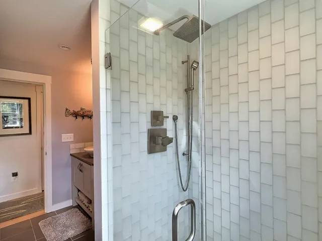 $1,150,000 | 14 Fox Run Drive, Wilmot, NH 03287