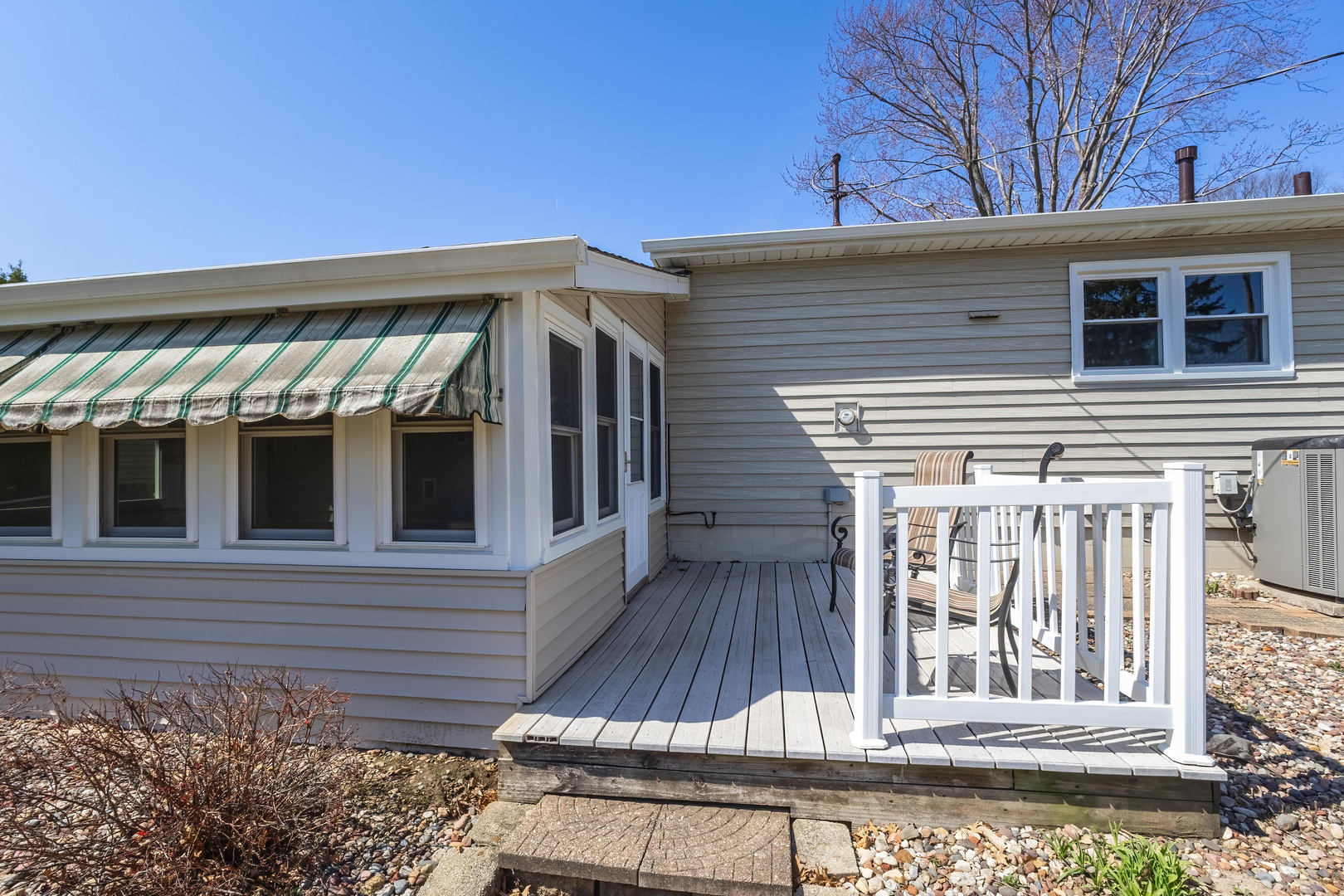 2690 9th Street East Moline, IL 61244 - Photo 15 of 19 a front view of a house with balcony