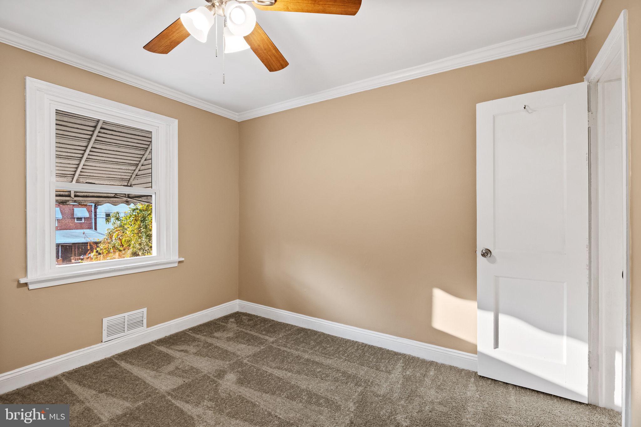 708 South Woodington Road Baltimore, MD 21229 - Photo 21 of 29 Gallery Image 21