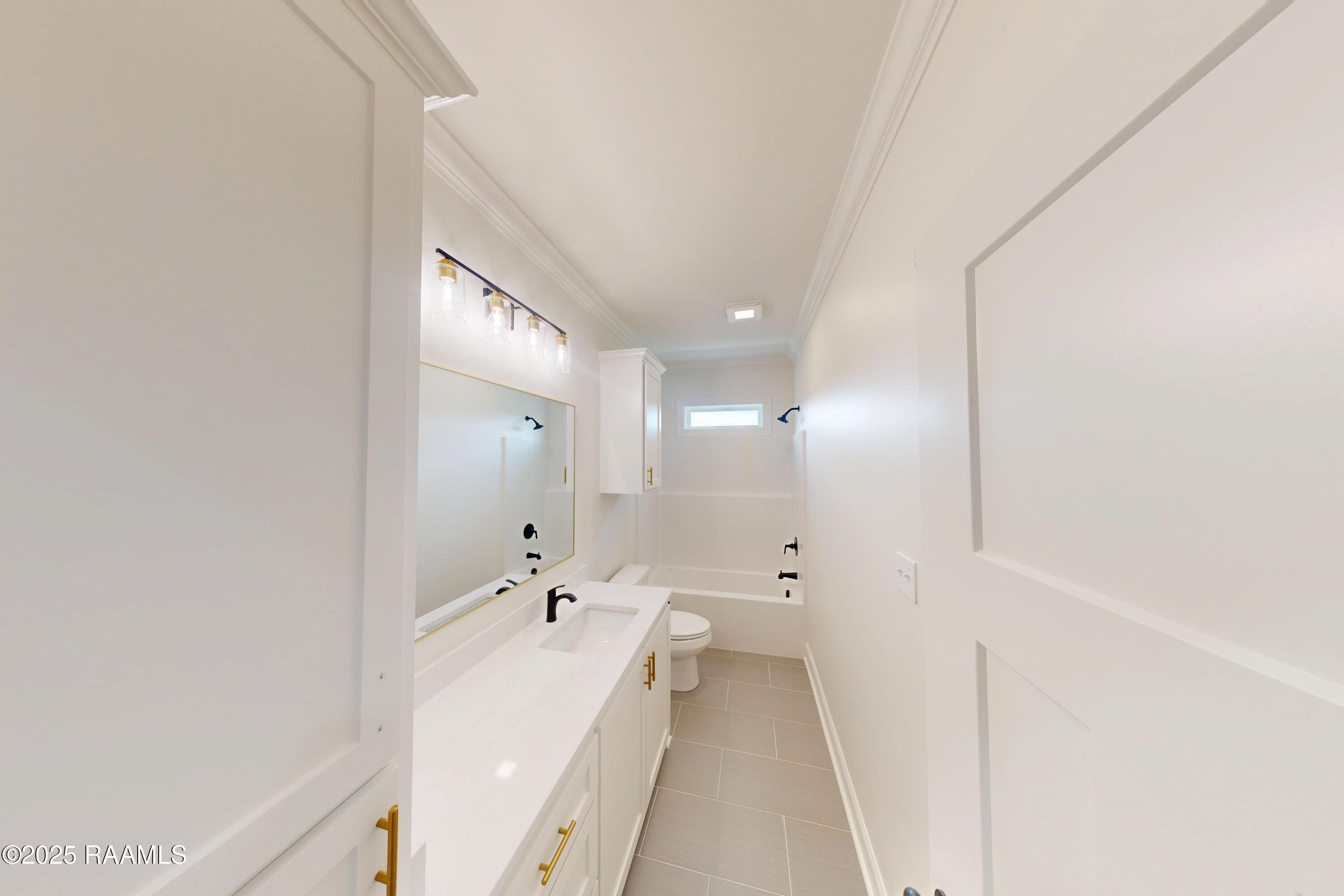 104 Spring Meadow Drive Broussard, LA 70518 - Photo 13 of 22 Spare Bathroom