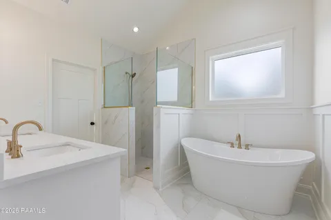 $409,840 | 104 Spring Meadow Drive, Broussard, LA 70518