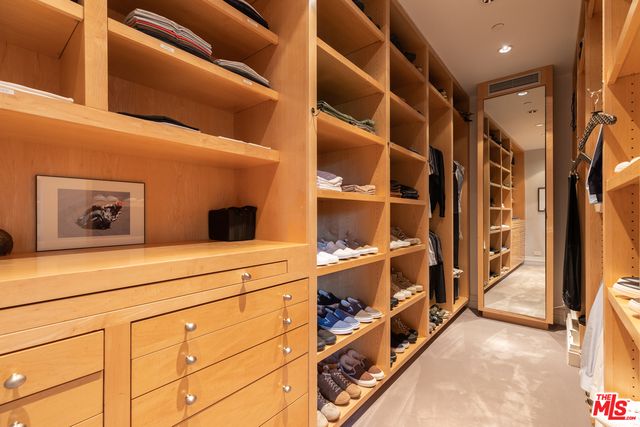 $11,850,000 | Undisclosed Address, Santa Monica, CA 90402