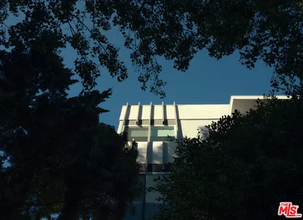 $765,000 | 7259 Hillside Avenue, Unit 202, Los Angeles, CA 90046