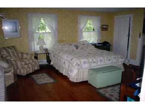 3 Manchester Road Amherst, NH 03031 - Photo 4 of 5