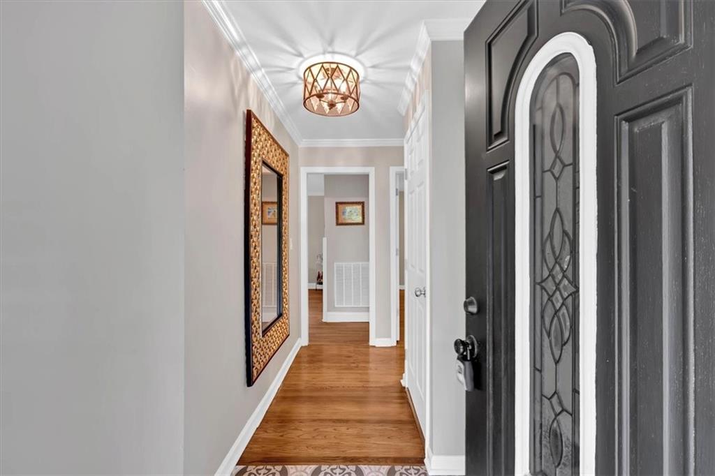 2 Milam Street Cartersville, GA 30120 - Photo 10 of 57 a view of a hallway with entryway