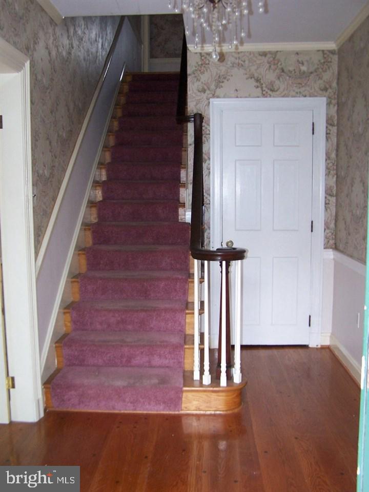 167 Irving Road York, PA 17403 - Photo 8 of 20 Gallery Image 8