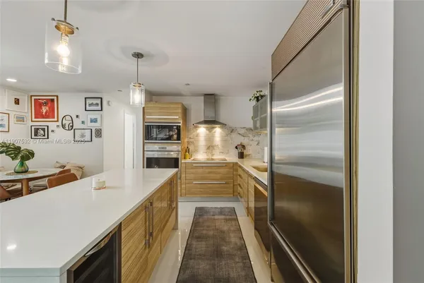 $874,500 | 2020 North Bayshore Drive, Unit TH103, Miami, FL 33137