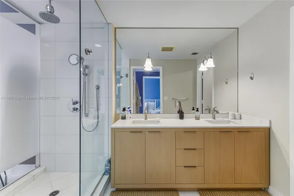 $874,500 | 2020 North Bayshore Drive, Unit TH103, Miami, FL 33137