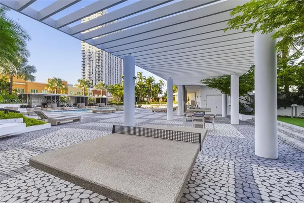 $874,500 | 2020 North Bayshore Drive, Unit TH103, Miami, FL 33137