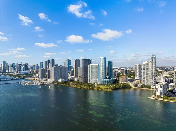 $874,500 | 2020 North Bayshore Drive, Unit TH103, Miami, FL 33137