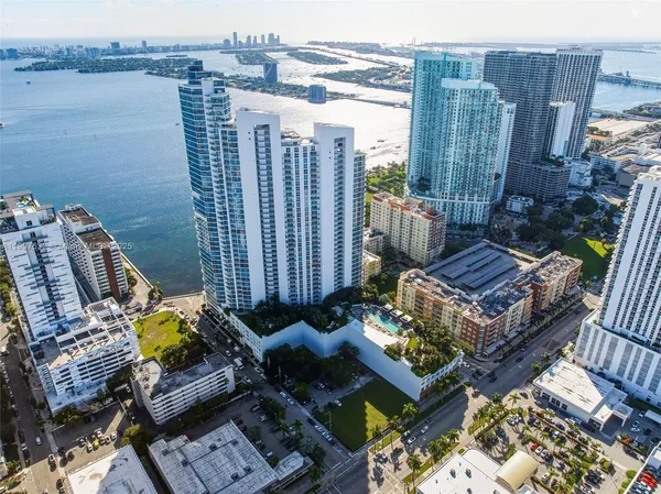 $874,500 | 2020 North Bayshore Drive, Unit TH103, Miami, FL 33137