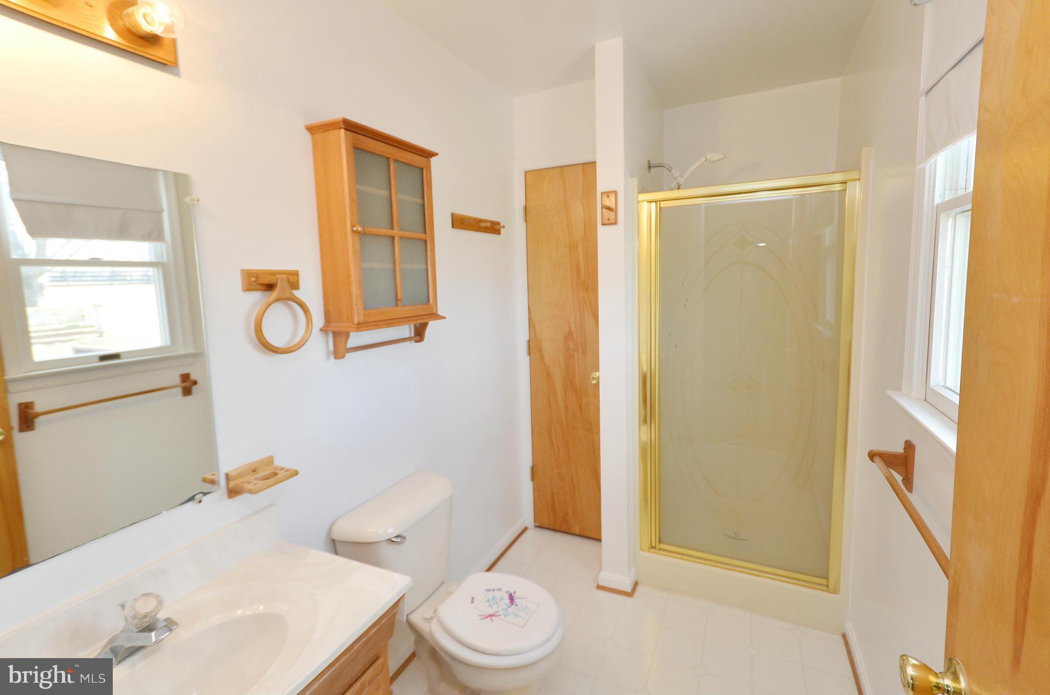 345 Quail Run Road Summit Point, WV 25446 - Photo 22 of 30 Bath (Master)