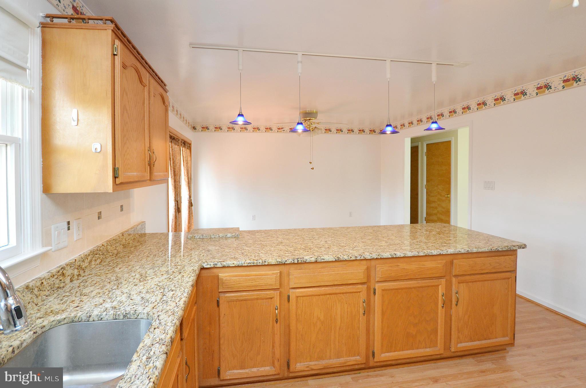345 Quail Run Road Summit Point, WV 25446 - Photo 8 of 30 Kitchen