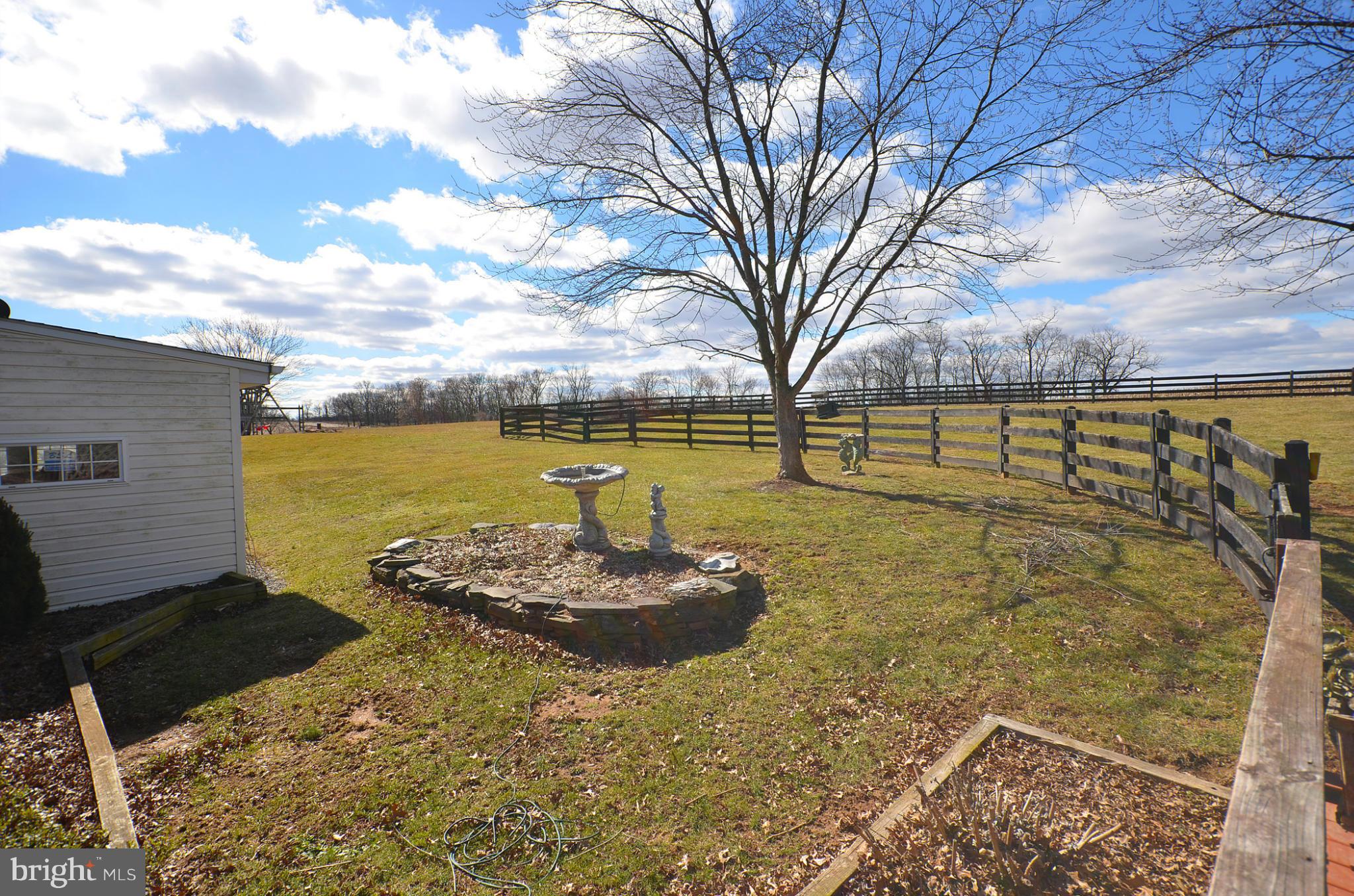 345 Quail Run Road Summit Point, WV 25446 - Photo 10 of 30 Exterior (Rear)