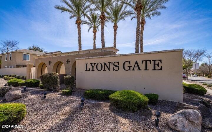 1882 South Seton Avenue Gilbert, AZ 85295 - Photo 12 of 30