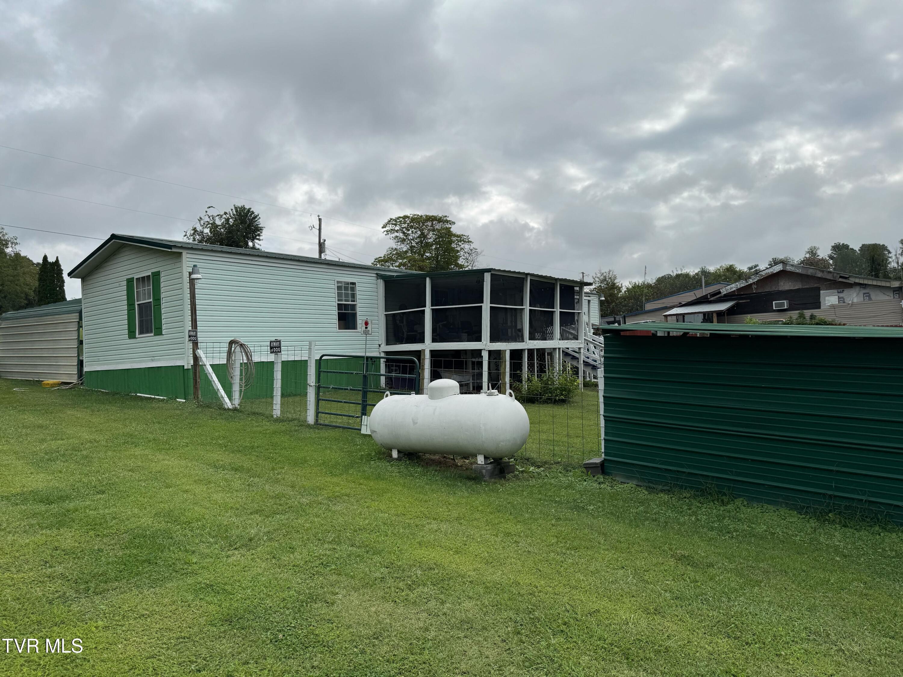 952 Morning Star Road Church Hill, TN 37642 - Photo 34 of 40 IMG_3381