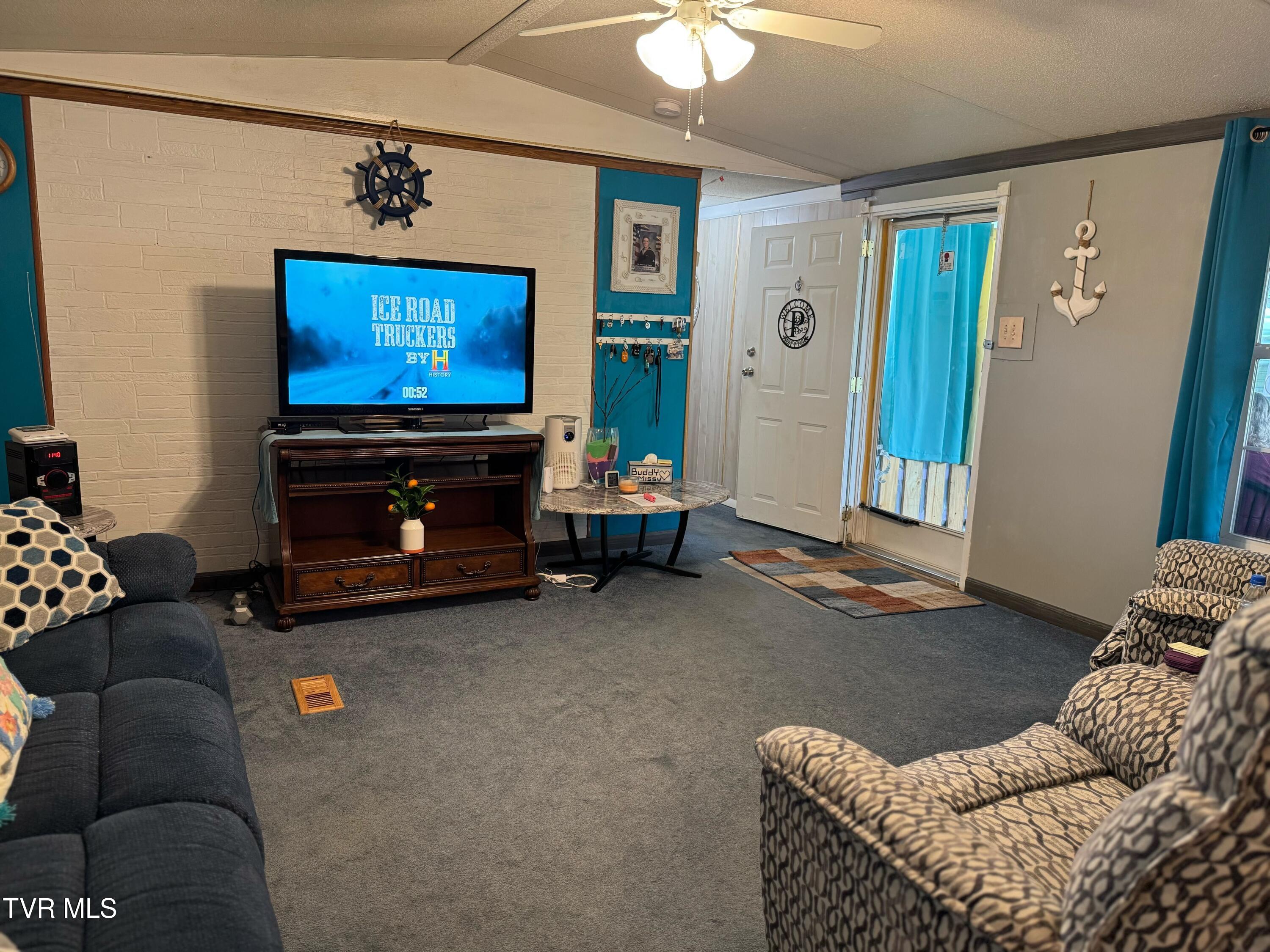 952 Morning Star Road Church Hill, TN 37642 - Photo 7 of 40 IMG_3404