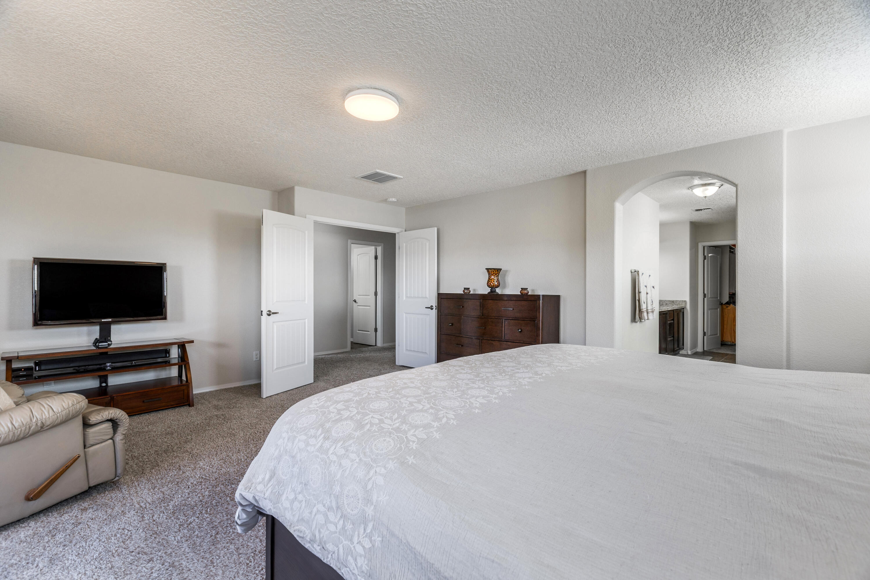 2706 Camacho Road Southeast Rio Rancho, NM 87124 - Photo 18 of 45 Gallery Image 18