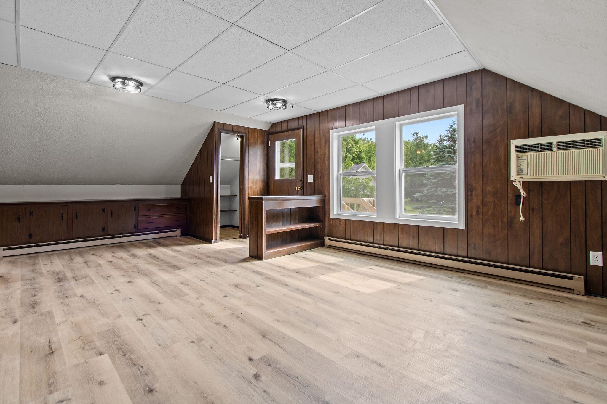 1903 East Apple Creek Road Appleton, WI 54913 - Photo 17 of 59