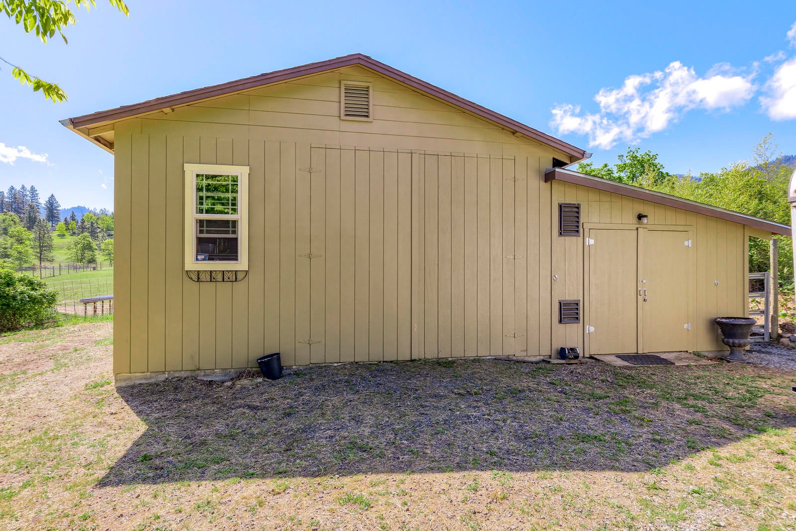 855 Holton Road Talent, OR 97540 - Photo 57 of 78 57